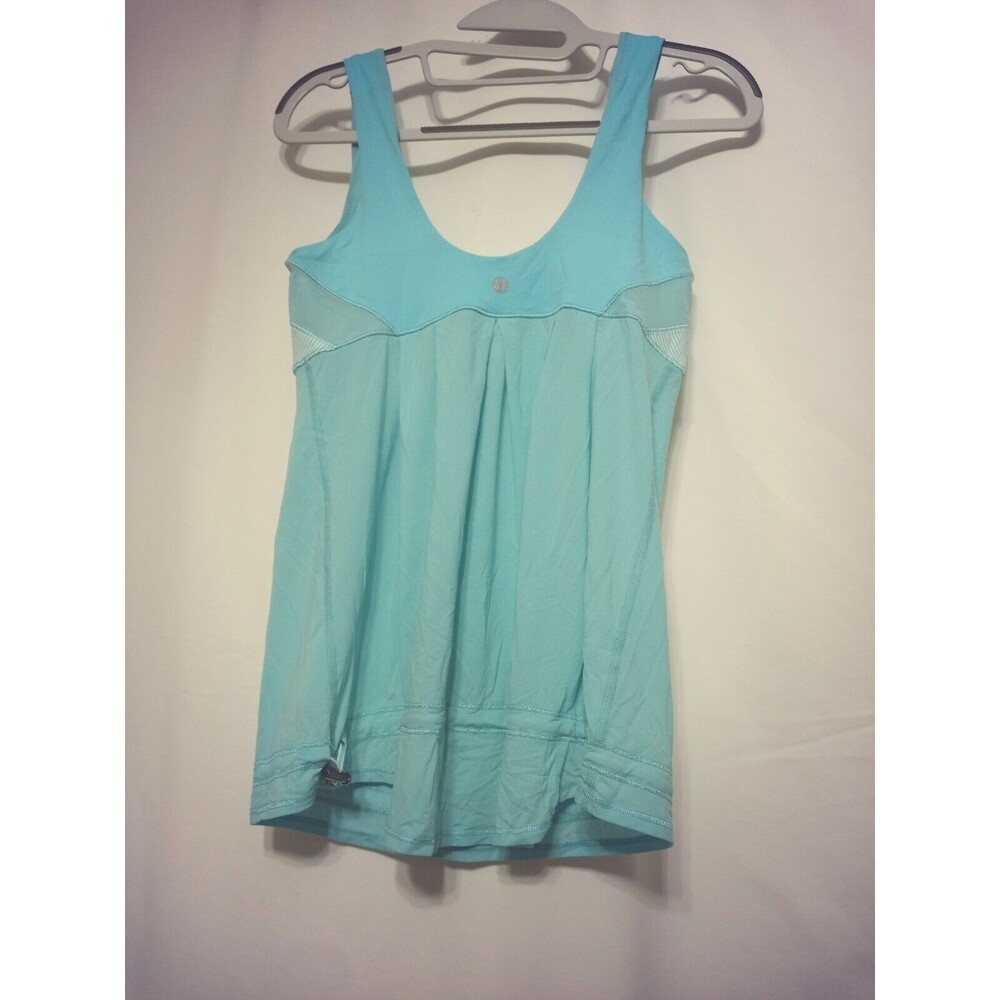 LULULEMON Blue Aqua Stripe Lightweight Mesh Luxtreme® ELEVATE Tank Top size 6